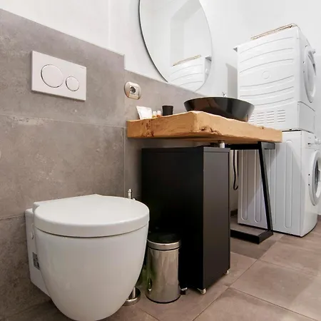 La Sartoria Apartment *